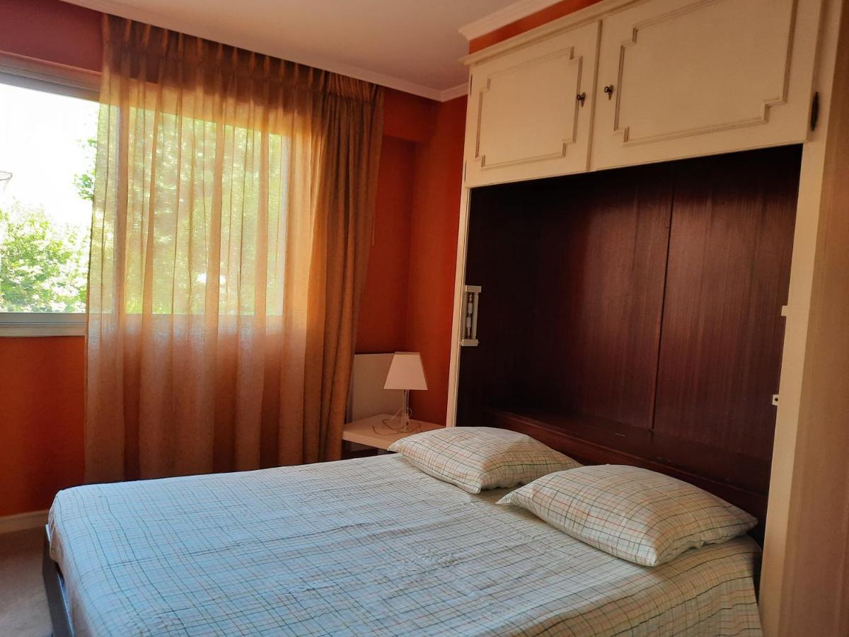Appartement Dans Residence Le Saint Pierre Avignon Bagian luar foto